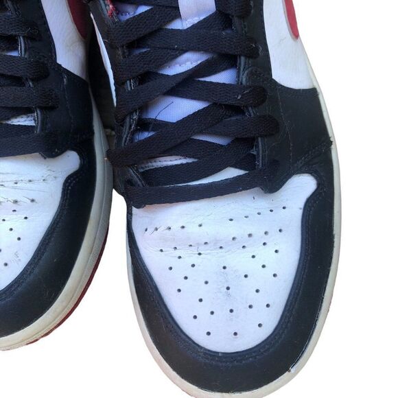 2020 Nike Air Jordan 1 Mid Gym Red Black White Size 9 - Picture 11 of 16